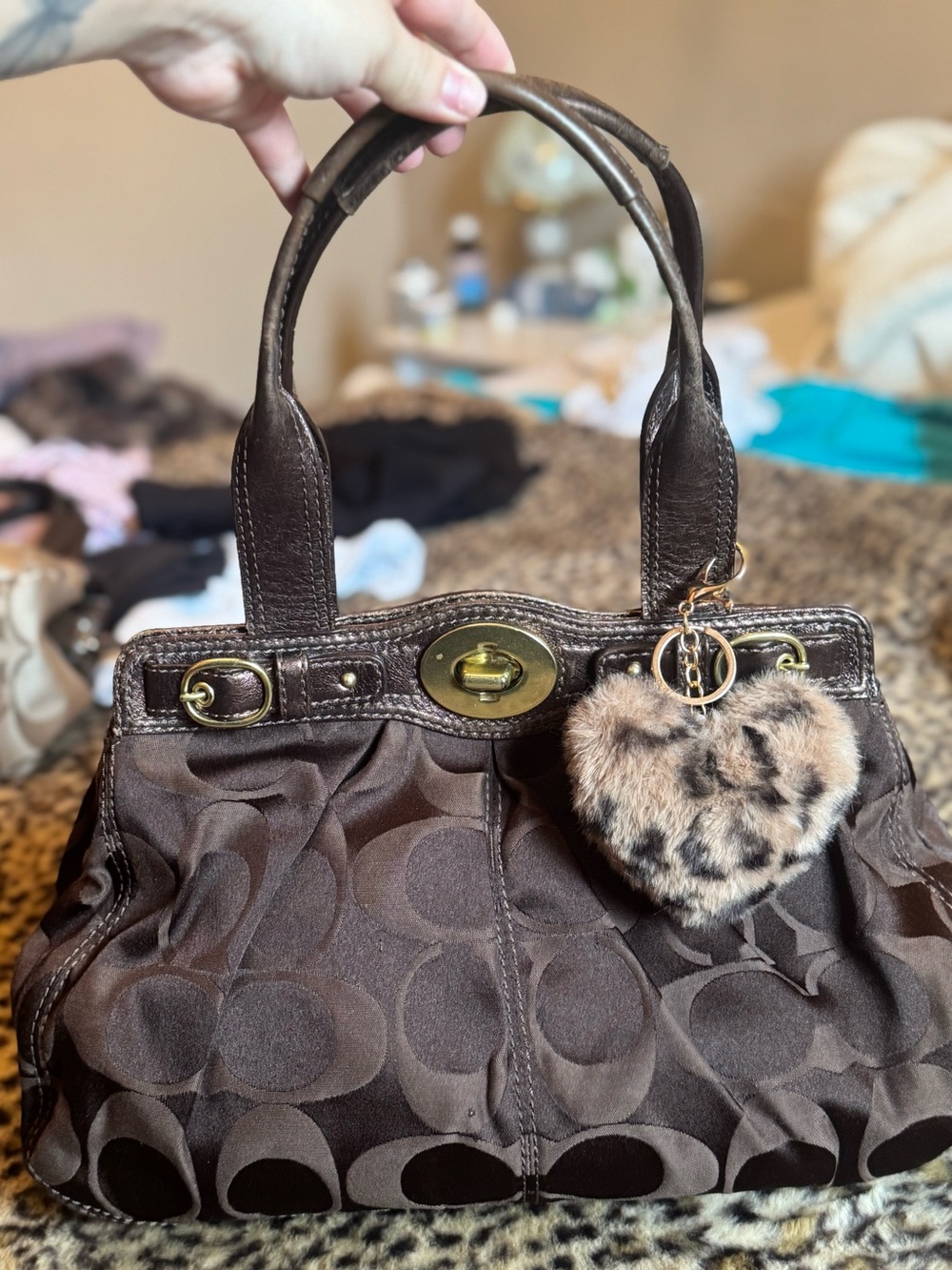 Coach chocolate Signature Shoulder Bag